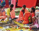 Weird ways of Naga sadhus